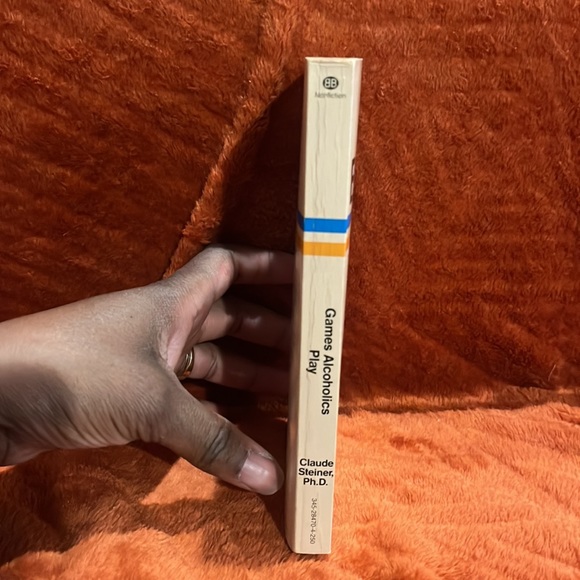 Games Alcoholics play ( copyright 1981 ) - Picture 3 of 9